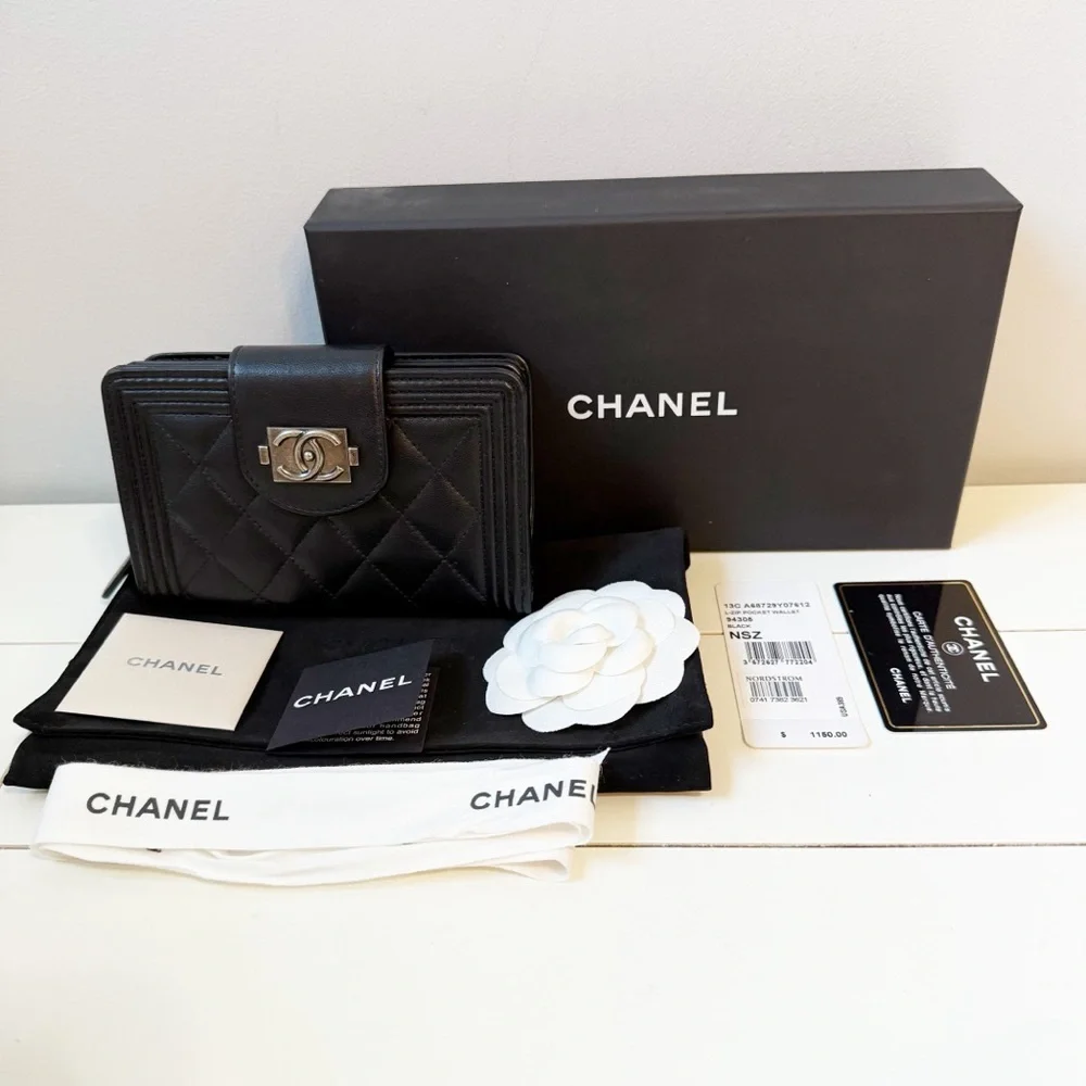 CHANEL Boy L-Zip Pocket Wallet Quilted Lambskin Leather Black